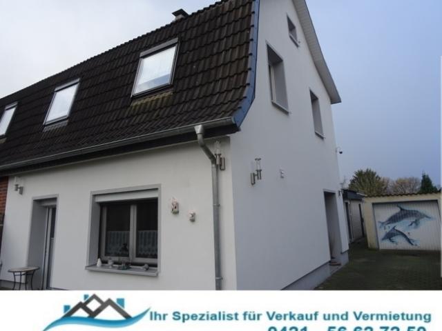 Delmenhorst Stickgras: Gepflegte, top moderne DHH mit 6 Zimmern, überd. Terrasse und Garage