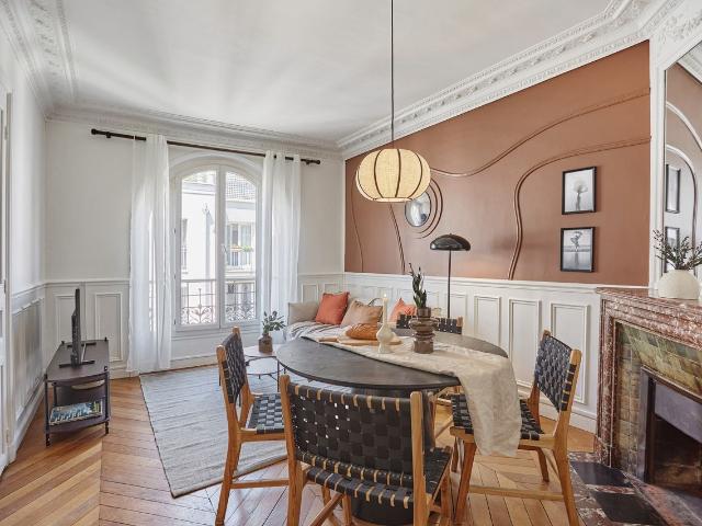 Delos 1 bedroom apartment in Épinettes, Paris Amsterdam Apartments for Rent
