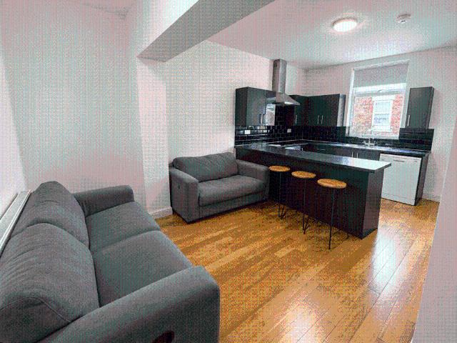 Delph Mount, Woodhouse, Leeds, LS6 2HS 6 bed terraced house to rent £2,600 pcm £600 pw