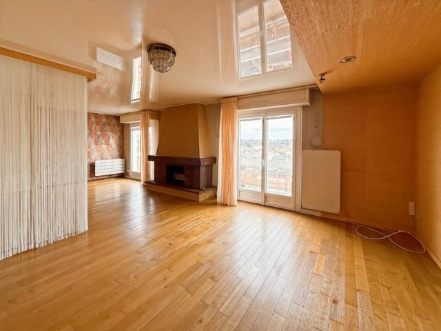 Dept de la Vienne 86 Appartement à vendre 5 pièces CHATELLERAULT 86