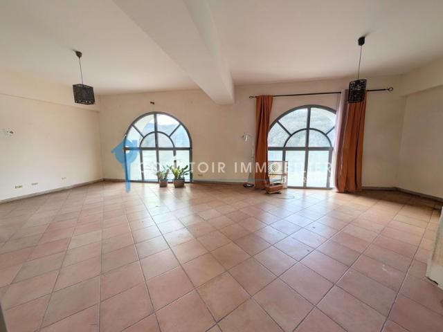 Dépt Hérault 34 A vendre à Laroque appartement T3 de 71m
