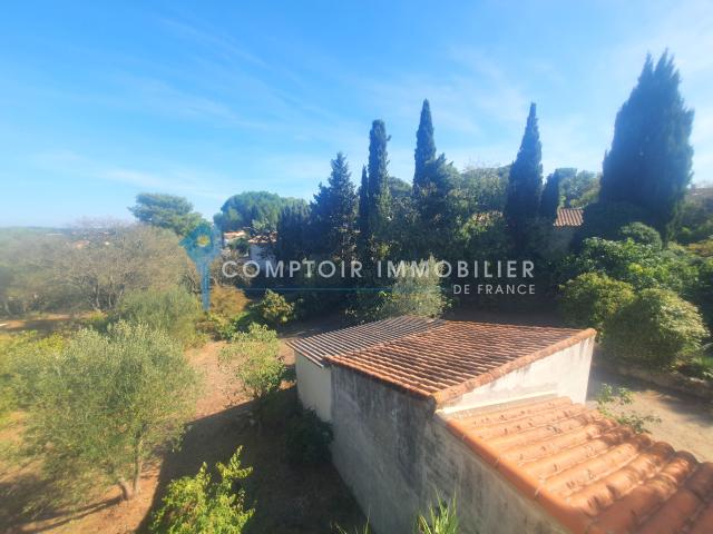 Dépt Hérault 34, à vendre MONTPELLIER Propriété de 2 Maisons de 250m2 Garage Annexes Parcelle de 2540m