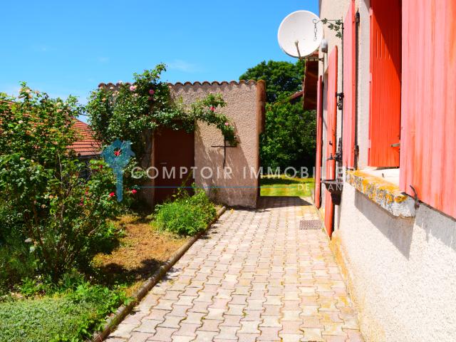 Dépt. 07 A VENDRE à COUCOURON Maison de 131 m2 avec garage et jardin Parcelle de 670 m2