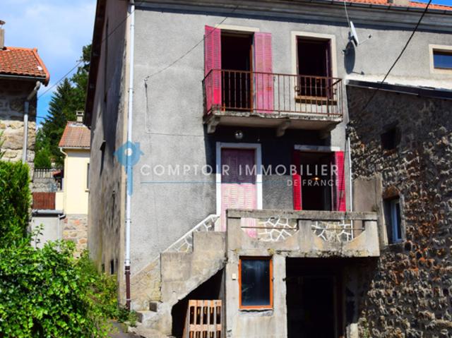 Dépt. 07 A VENDRE à LANARCE Grande maison de village de