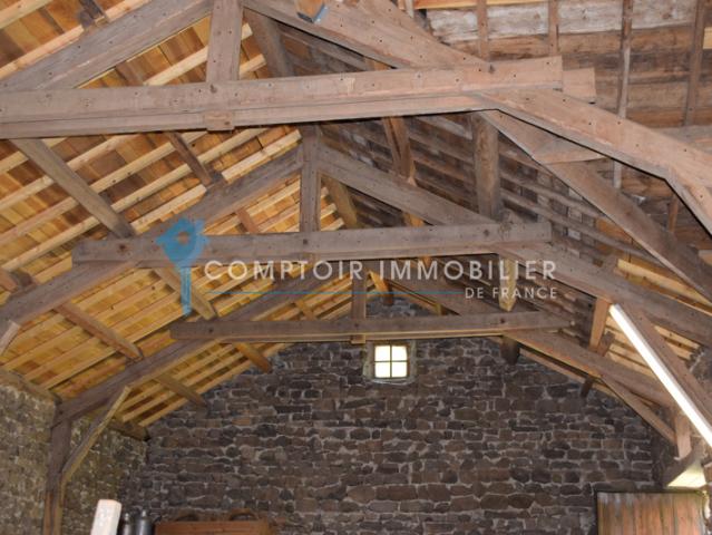 Dépt. 07 A VENDRE Secteur COUCOURON Ferme rénovée de 90