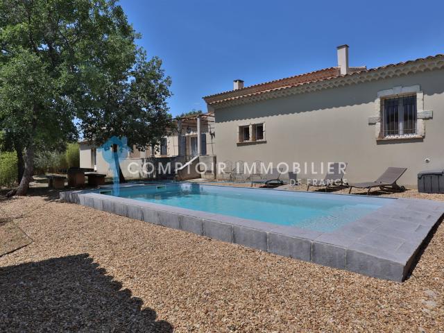 Dept 84 À vendre à Saint Saturnin les Apt Belle maison. 228m² Saint Saturnin lès Apt