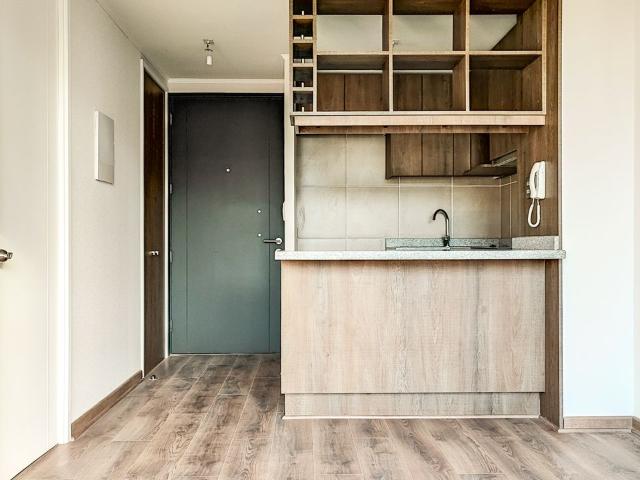 Depto 1 Dorm. Conquista Velasquez IV en Arriendo