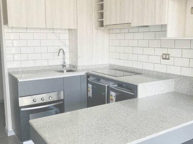 Depto 2D+2B+E+B Carmen 660 / Stgo Centro