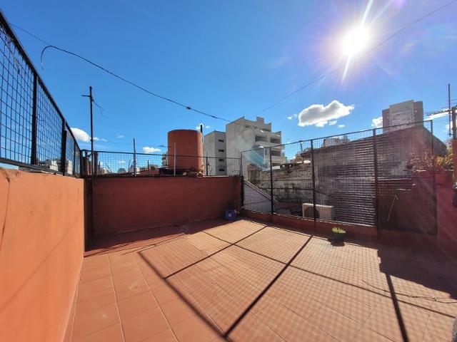 Depto.tipo casa de 3 ambientes en Venta en Almagro en Inmomap