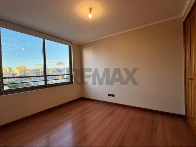 Depto vista al mar, barrio poniente, viña. 4 dorm | 4 dormitorios por 9700.00 en Viña del Mar