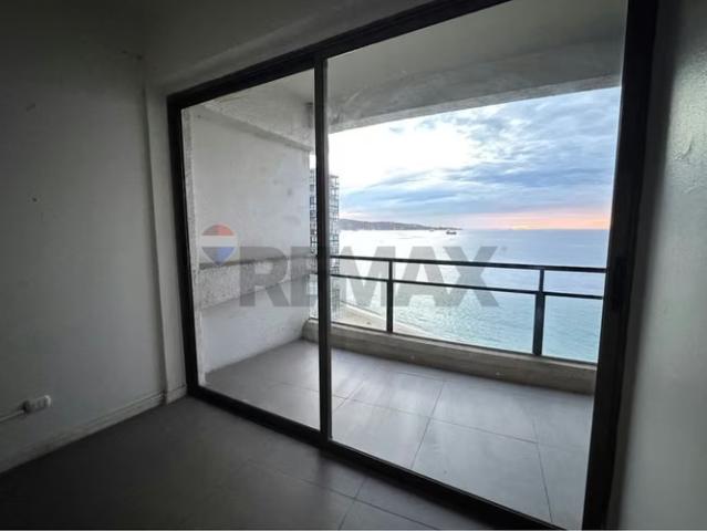 Depto vista al mar en av. San martín, viña del mar | 3 dormitorios por 4990.00 en Viña del Mar