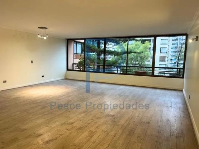 Depto amplios espacios y excelente distribución las condes