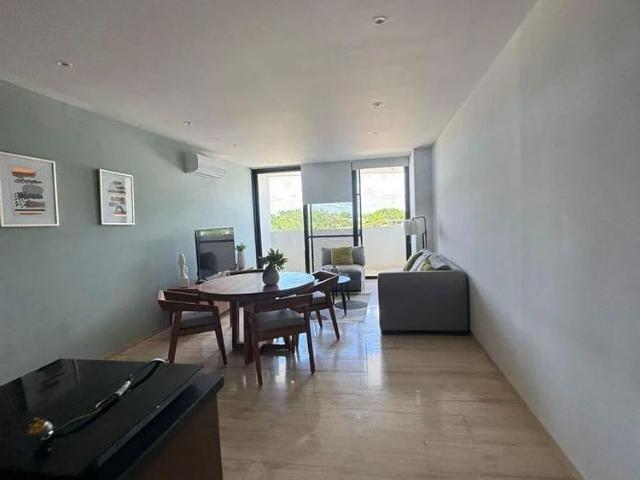 Depto Amueblado en Piso 3 en Townsquare unico con Terraza con vista a la Alberca