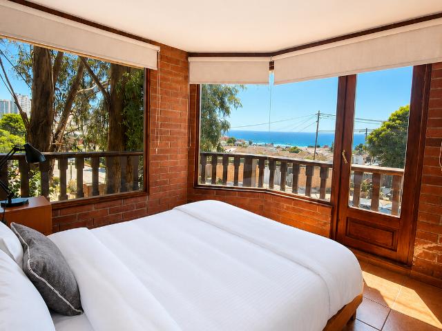 DEPTO CON Y SIN VISTA AL MAR EN CONCON 450 + 40 GC INCLUYE WIFI Y TV CABLE