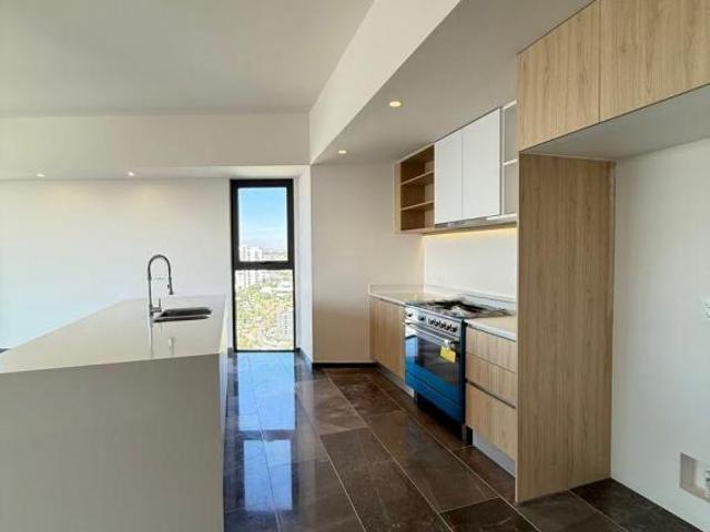 DEPTO EN VENTA EN VIA DEL BOSQUE PISO 18