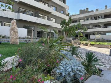 Depto En Venta En Complejo Catamarán, 2 Dormitorios Un Baño, Cochera, Baulera, Nueva Tasacion Oportunidad