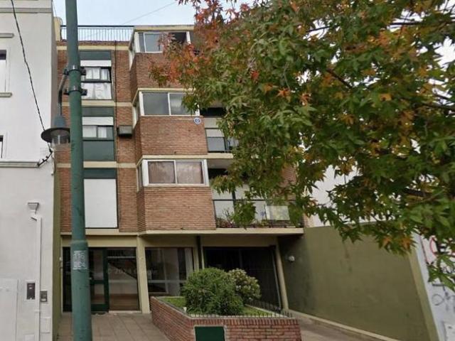 Depto en alquiler · 2 ambientes · San Isidro · con cochera