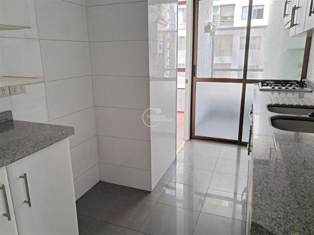 Depto. en Arriendo Las Nieves / Av.vitacura