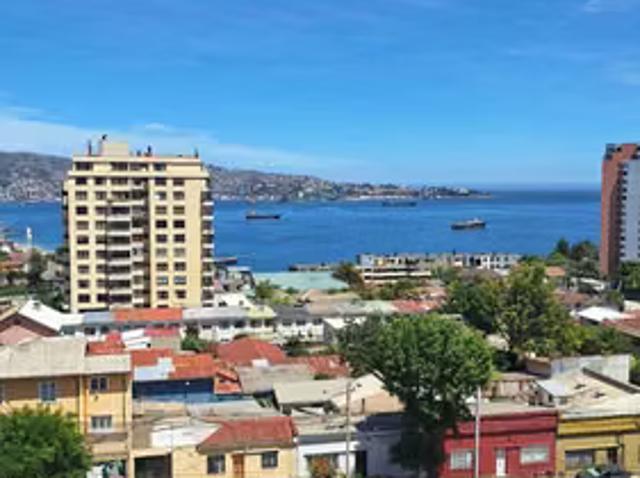 Depto excelente ubicación barrio residencial 1304 | dormitorios por 5050.00 en Viña del Mar