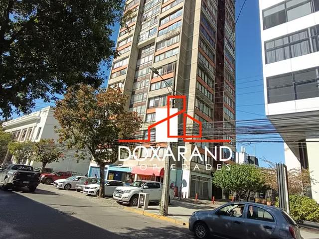 Depto. Pleno centro Chillan, amplio, 2 dormitorios, edif. Rucamanqui. 2 Dormitorios por 2450.00 en Chillán