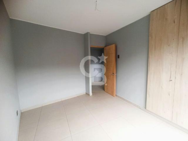 Depto. Renovado Corazón de Valparaíso | 3 Dorm + 2 Baños | 3 dormitorios por 128000. 00 en Valparaíso