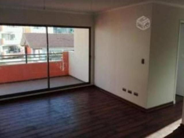 Depto SIN MUEBLES Paradero 12/Tottus