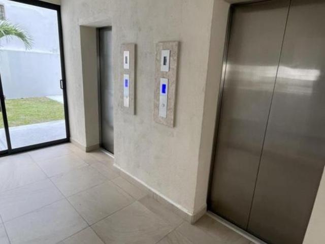 Depa amueblado en la Torre Hidalgo 416