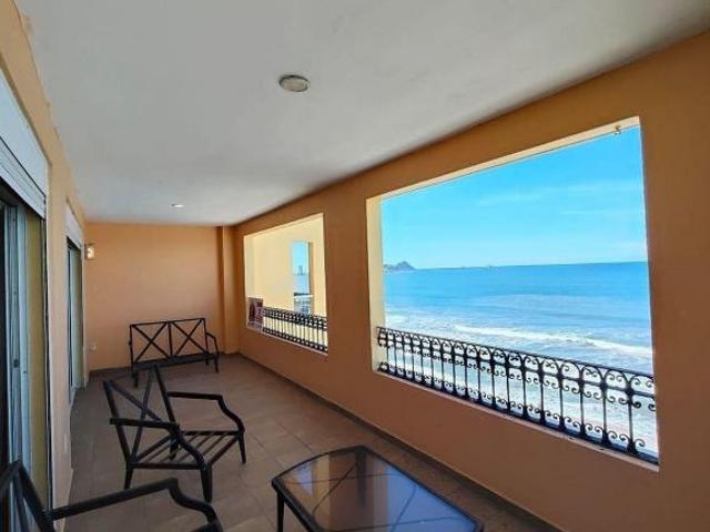 Depa amueblado en Las Gavias Club Residencial venta