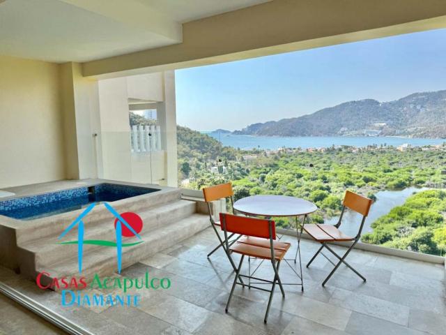 Depa con terraza, jacuzzi y vista al manglar y al mar