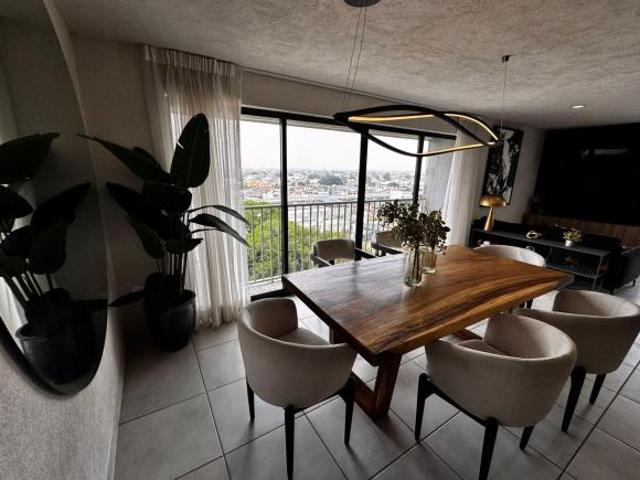 Depa en Venta $4,500,000.00 Revolución Primer Cuadro, Col. Sutaj CP. 44840, Gdl
