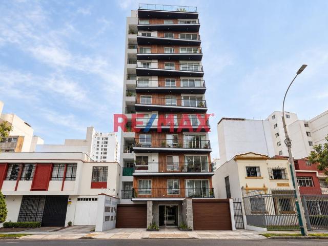 Depa En Venta 93 M² Frente Al Parque – Pueblo Libre