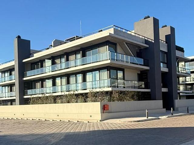 Departamento 3 ambientes con terraza/quincho/jacuzzi