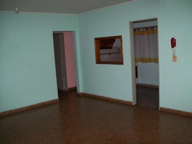 Departamento 3 ambientes al frente en Inmomap