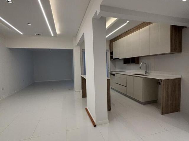 Departamento 3 Ambientes en Planta Baja en Palermo Chico Reciclado a Nuevo Patio Apto Profesional