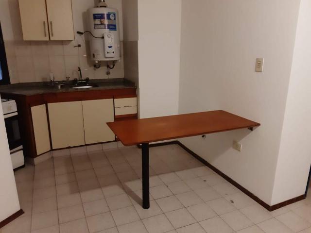 Departamento 1 Dormitorio Balcón Bv Illia a 1 cuadra de Bv. Chacabuco
