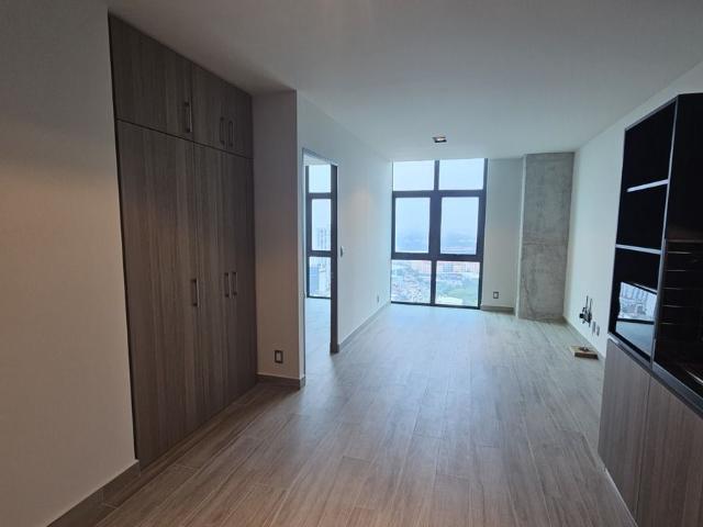 Departamento 1 recamara con 2 baños en Plaza Toreo con electrodomesticos