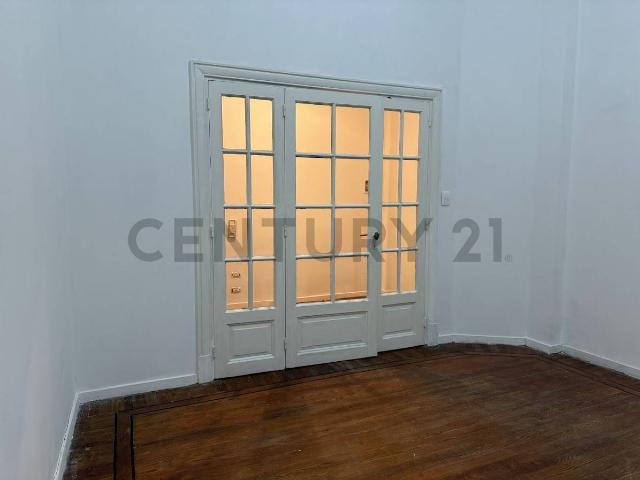 DEPARTAMENTO 2 AMB EN SARMIENTO Y URUGUAY VARIOS DESTINOS