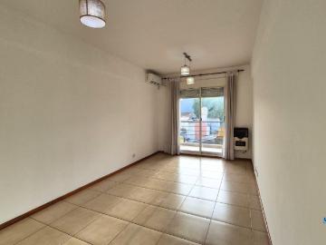 Departamento 2 ambientes con balcón Santos Lugares