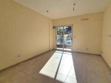 Departamento 2 ambientes con balcón Sáenz Peña