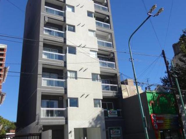 Departamento 2 Ambientes CON COCHERA en Banfield Este