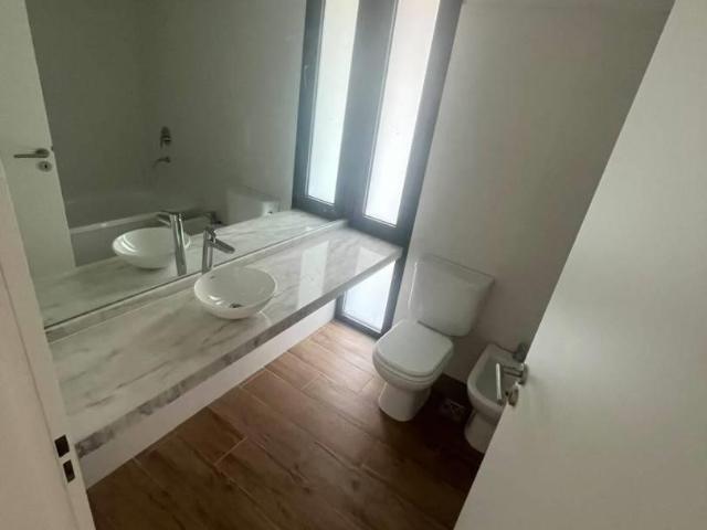 DEPARTAMENTO 2 AMBIENTES CON JARDIN