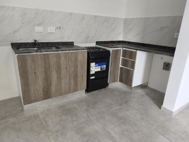 DEPARTAMENTO 2 AMBIENTES Av. Belgrano 1282 Piso 8º C Avellaneda