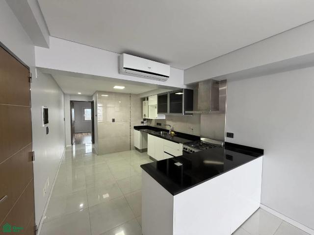 DEPARTAMENTO 2 AMBIENTES EN ALQUILER EN MONTE CASTRO EXCELENTE ESTADO