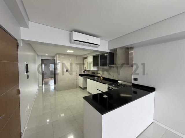 DEPARTAMENTO 2 AMBIENTES EN ALQUILER EN MONTE CASTRO EXCELENTE ESTADO