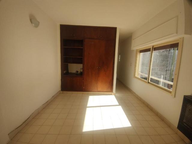 Departamento 2 ambientes en alquiler en Parque Patricios