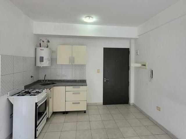 Departamento 2 Ambientes en Moreno Centro