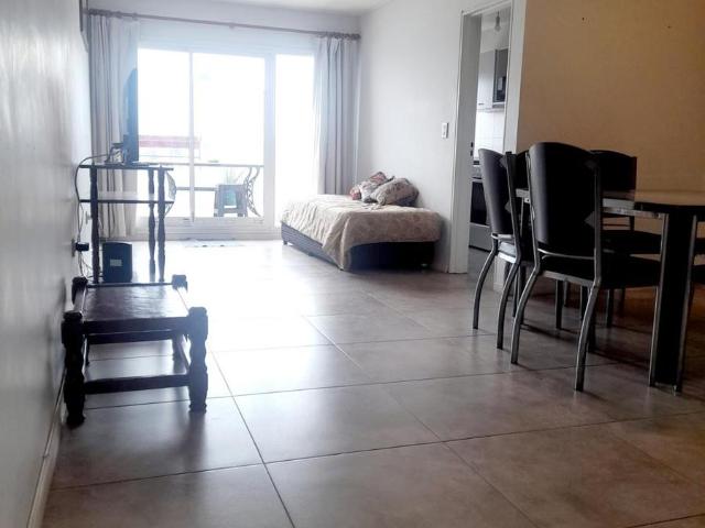 Departamento 2 dormitorios Balcon Marcelo T. de Alvear al 1000 B? Centro