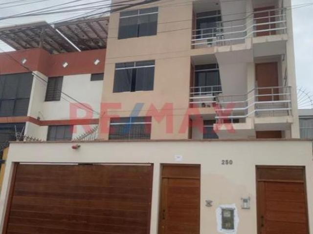 Departamento 2 Habitaciones, Cochera, Pueblo Libre Cerca A Plaza San Miguel