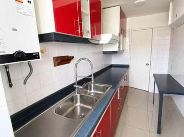 Departamento 2D/1B remodelado con vista al mar Agua Santa | 2 dormitorios por 4200.00 en Valparaíso