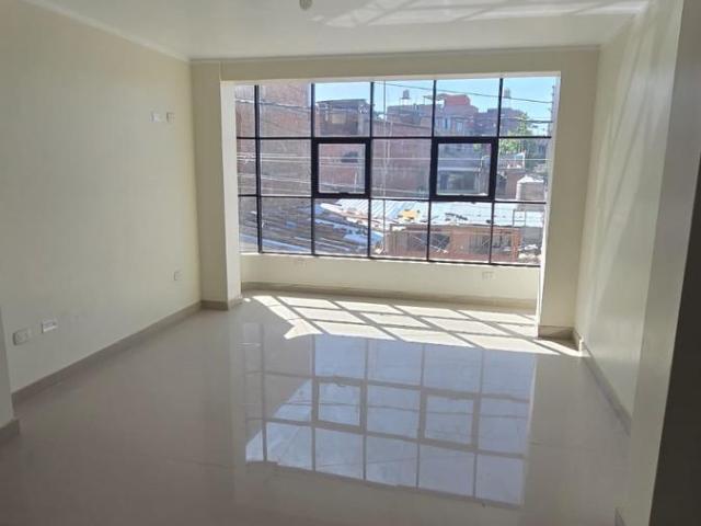 Departamento 2do Piso mas Cochera Calle Mantaro A.H Justicia Paz y Vida El Tambo